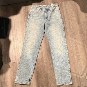 Good American Light Wash Skinny Jeans